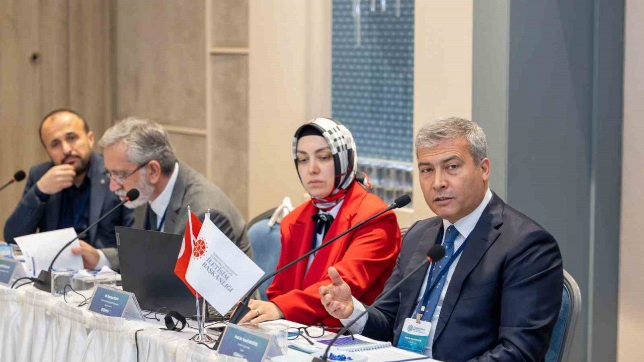 Rektör Adıgüzel, 2. İletişim Şurası Hazırlık Çalıştayı’na katıldı