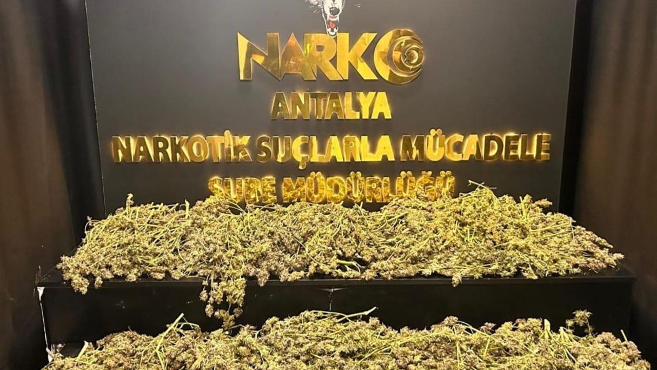 Antalya'da son 1 haftada 26 kilo uyuşturucu madde ele geçirildi -  Mersinhabermerkezi.com: Mersin Haber Son Dakika Mersin Haberleri