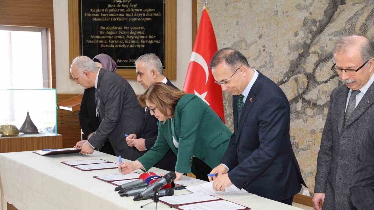 Sosyopark Beş Boyutlu Gelecek Gaziantep Projesi için protokol imzalandı