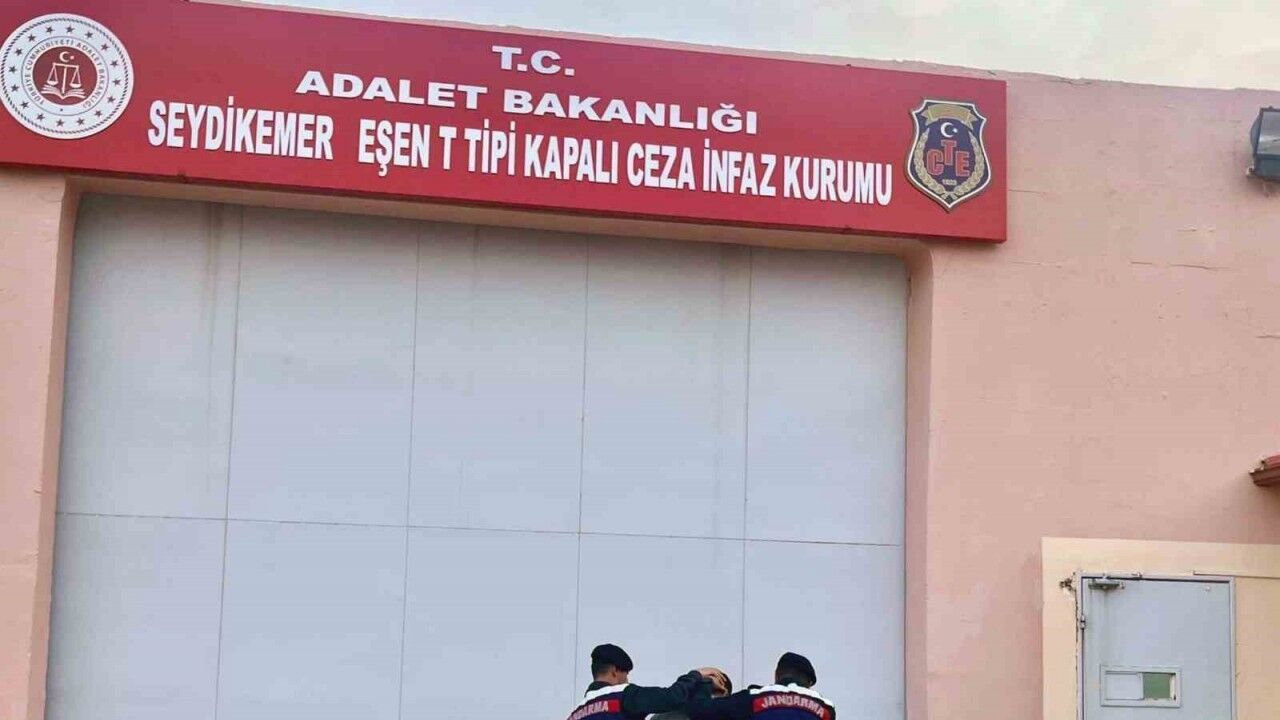 JASAT timlerinden Yatağan ve Fethiye’de aranan şahıslara yönelik operasyon