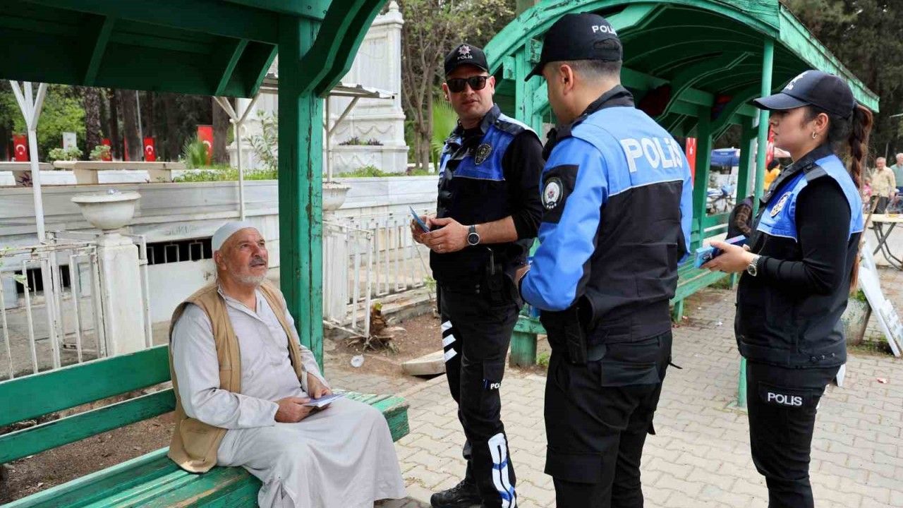 Polisten mezarlıkta ’sahte hoca’ avı