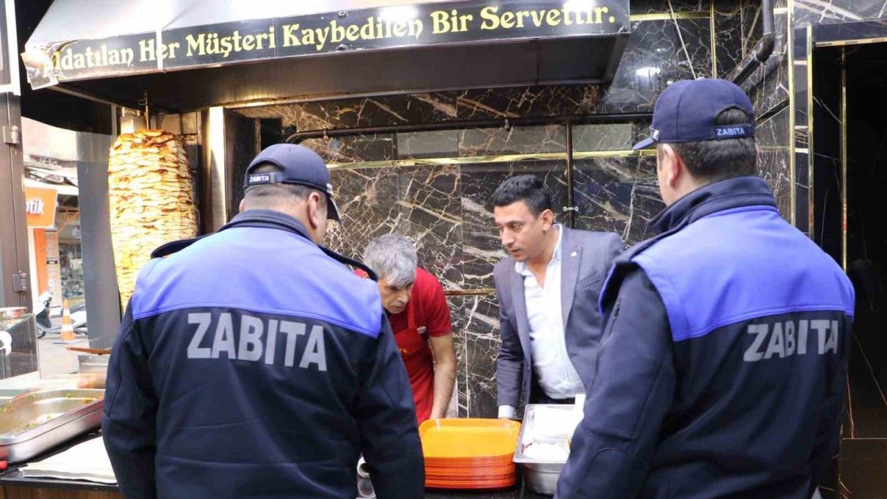 Kilis’te zabıta ekiplerinden dönercilerde hijyen denetimi