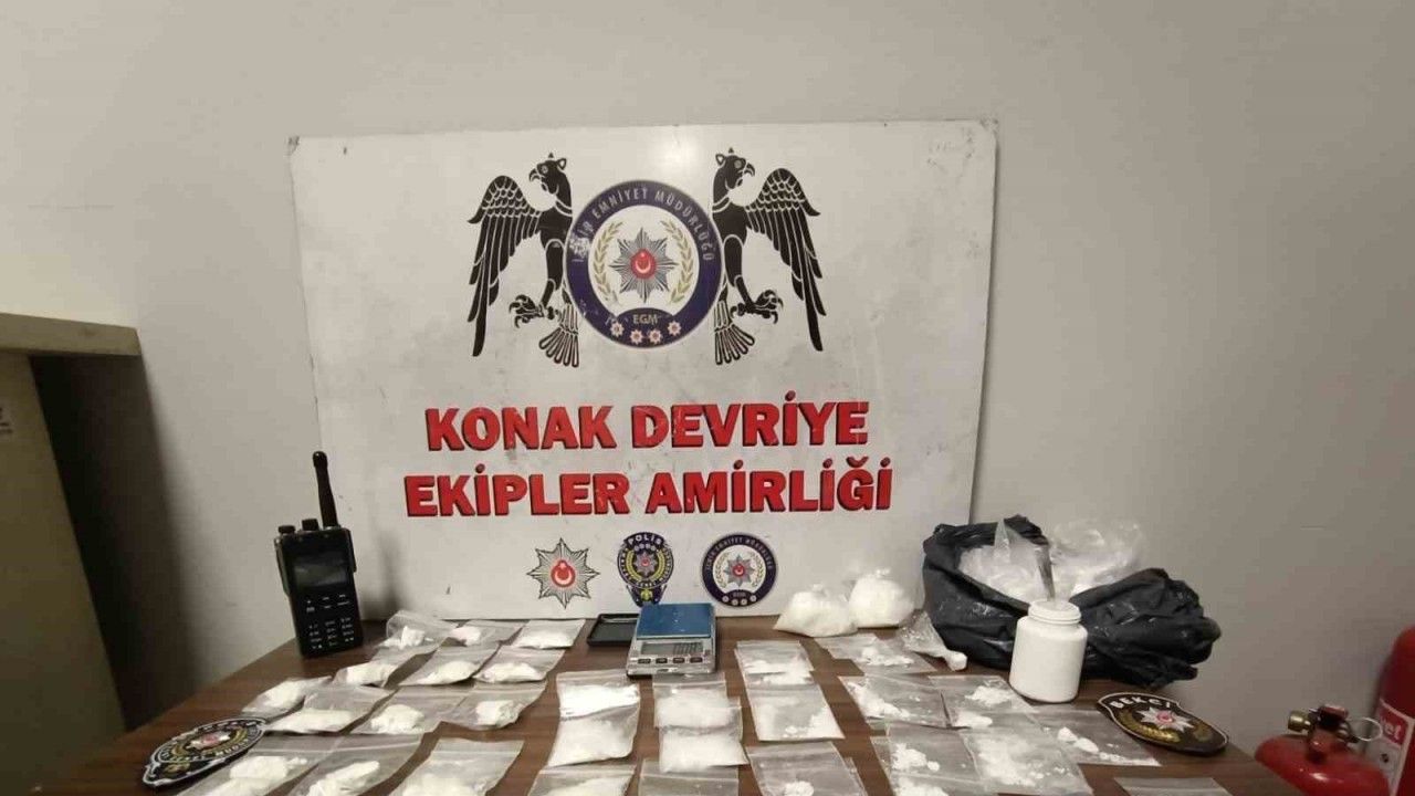 Motosikletli uyuşturucu tacirleri polisten kaçamadı