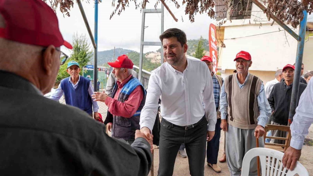 Tarsus'ta Başkan Boltaç kırsal mahallelerde çalışmaları yerinde inceledi