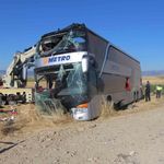 Amasya'da çift katlı otobüs kazası: 2'si ağır 46 yaralı