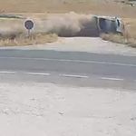 Kaza anının güvenlik kamerası görüntüleri görenleri dehşete düşürdü