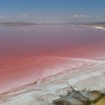 Tuz Gölü pembe bir masala dönüştü