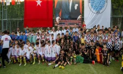 Mersin'de 'U-11/U-12 Futbol Şenliği Ligi' ödül töreni ile son buldu