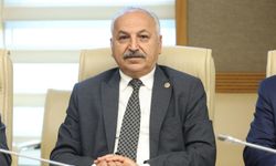 CHP'li Dinçer: “Sarayda israf, halkta yoksulluk, vatandaşın sesini duyun”