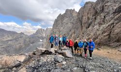 Çekya'dan gelen turistler Yüksekova'nın doğal güzelliklerine hayran kaldı