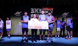 Sultangazi’de 4. Geleneksel 3x3 Sokak Basketbolu Turnuvası heyecanı doyasıya yaşandı