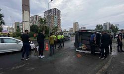 Diyarbakır’da otomobil ile şehir içi minibüs çarpıştı: 1’i bebek 9 yaralı