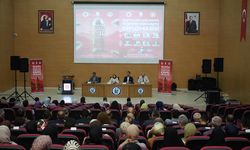 Bayburt'ta 'Filistin Mücadelesinde Türkiye'nin Kamu Diplomasisi' konulu panel düzenledi