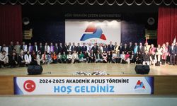 AİÇÜ’de akademik yılı açılış ve fahri doktora tevdi töreni düzenlendi