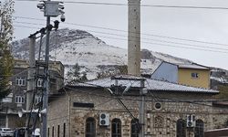 Diyarbakır’da mevsimin ilk karı yağdı