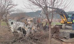 Adıyaman’da beton mikseri devrildi