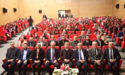 Erzincan’da “Yer Bildirimleri” adlı konferans düzenlendi