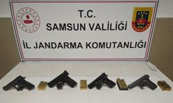 Jandarma bir evde 4 adet tabanca ele geçirdi