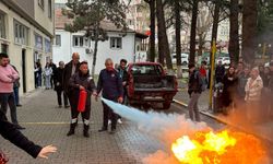 SUBÜ personel ve öğrencilerine yangın eğitimi verildi