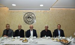 Elazığ Ticaret Borsası, STK temsilcilerini iftarda ağırladı