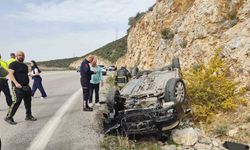 Virajı alamayan otomobil takla attı: 2 yaralı