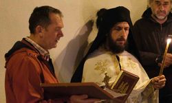 Bozcaada’da Paskalya ayini düzenlendi