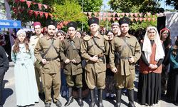 Samsun'da 19 Mayıs kutlamaları çelenk sunma töreni ile başladı