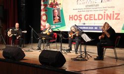 Ünlü gitaristlerden müzik ziyafeti