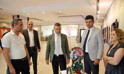 Geri dönüşüm ve sanat el ele verdi: Atıktan Sanata Sergisi açıldı