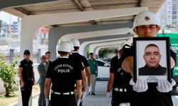 Mersin'de görevi başında kalp krizi geçiren polis memuru şehit oldu