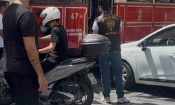 İstiklal Caddesi’nde fren yerine gaza basan sürücü tramvaya çarptı