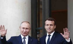 Putin ile Fransız mevkidaşı Macron arasında yaklaşık 3 yılın ardından ilk görüşme