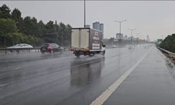 İstanbul’da sağanak yağış Avrupa Yakası’nda etkisini sürdürüyor