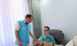 Kas hastası genç, biriktirdiği parayı Gazze’deki çocuklara bağışladı