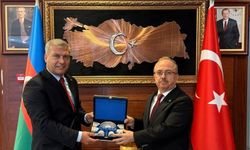 Prof. Dr. Adıgüzel’in uluslararası eğitim hamlesi Azerbaycan’da sürüyor