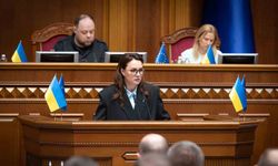 Ukrayna hükümetinden 18-22 yaş arası erkeklerin yurt dışına çıkışına onay