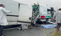 Aksaray’da jandarma aracına minibüs çarptı: 2 jandarma şehit, 1 vatandaş hayatını kaybetti