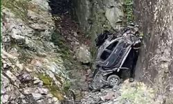 Giresun’da araç uçuruma yuvarlandı: 1 ölü, 1 yaralı