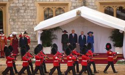 Trump, İngiltere Kralı 3. Charles tarafından resmi törenle karşılandı