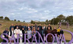 Eski Tarım Bakanı Mehdi Eker safran hasadı yaptı