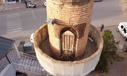 Şahruh Bey’den kalan 5 asırlık minare dron ile görüntülendi