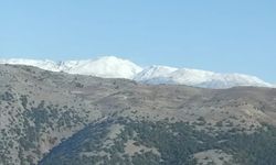 Tunceli’de Kırklar Dağı’na mevsimin ilk karı düştü