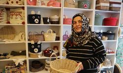 Yalova’da kadınların atık kağıttan ürettikleri sepetler ilgi görüyor