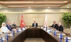 Bakan Uraloğlu: "Sosyal medyada gençlerimizin dijital dünyada daha güvenli yer alabilmelerini sağlamak için yapılabilecekleri ele aldık"