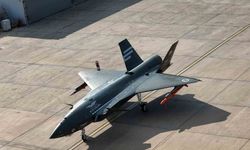 Bayraktar KIZILELMA Gökdoğan füzesi ile buluştu o anları İHA görüntülendi