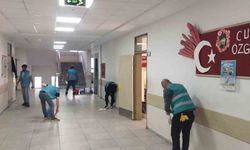 Denetimli serbestlik yükümlüleri, ara tatilde okulları yeniledi