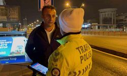 Ehliyetsiz sürücünün otomobilini almaya gelen şahısta ehliyetsiz çıktı