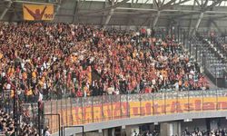 Galatasaray taraftarından Selçuk İnan tezahüratı