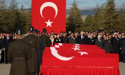 Gürcistan’daki uçak kazasında şehit olan 20 asker için tören düzenlendi