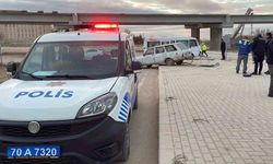 Karaman’da yolcu minibüsü ile otomobil çarpıştı: 2 yaralı